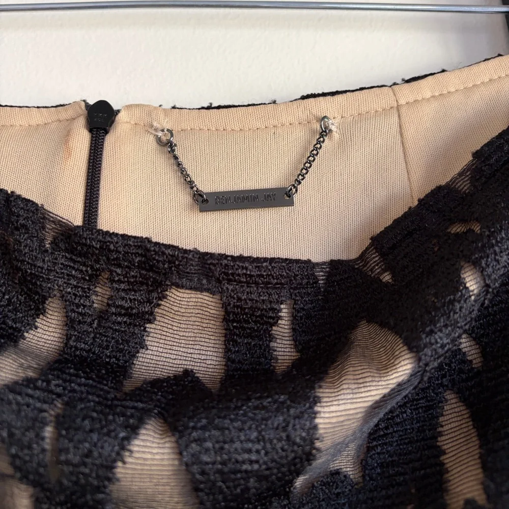 Benjamin Jay Black Lace Overlay Pencil Mini Skirt Size M